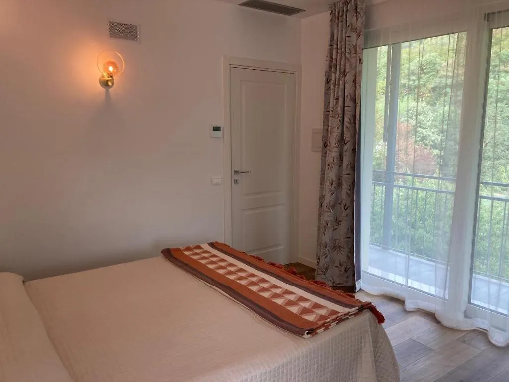 Biancogelso B&B Vegan Gardone Riviera Italie